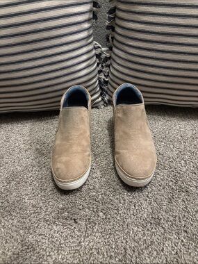 Dr. Scholl's Women's Slip-On Platform Sneakers in Tan and Navy